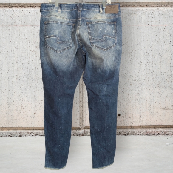 EUC Silver Girlfriend Distressed Raw Hem Jeans Size 16/L29 - Picture 5 of 8